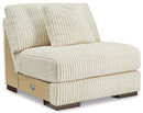 Lindyn Sectional - 5th Ave Furniture