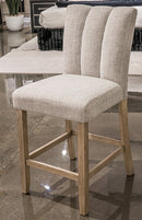 Larawyn Counter Height Barstool - 5th Ave Furniture